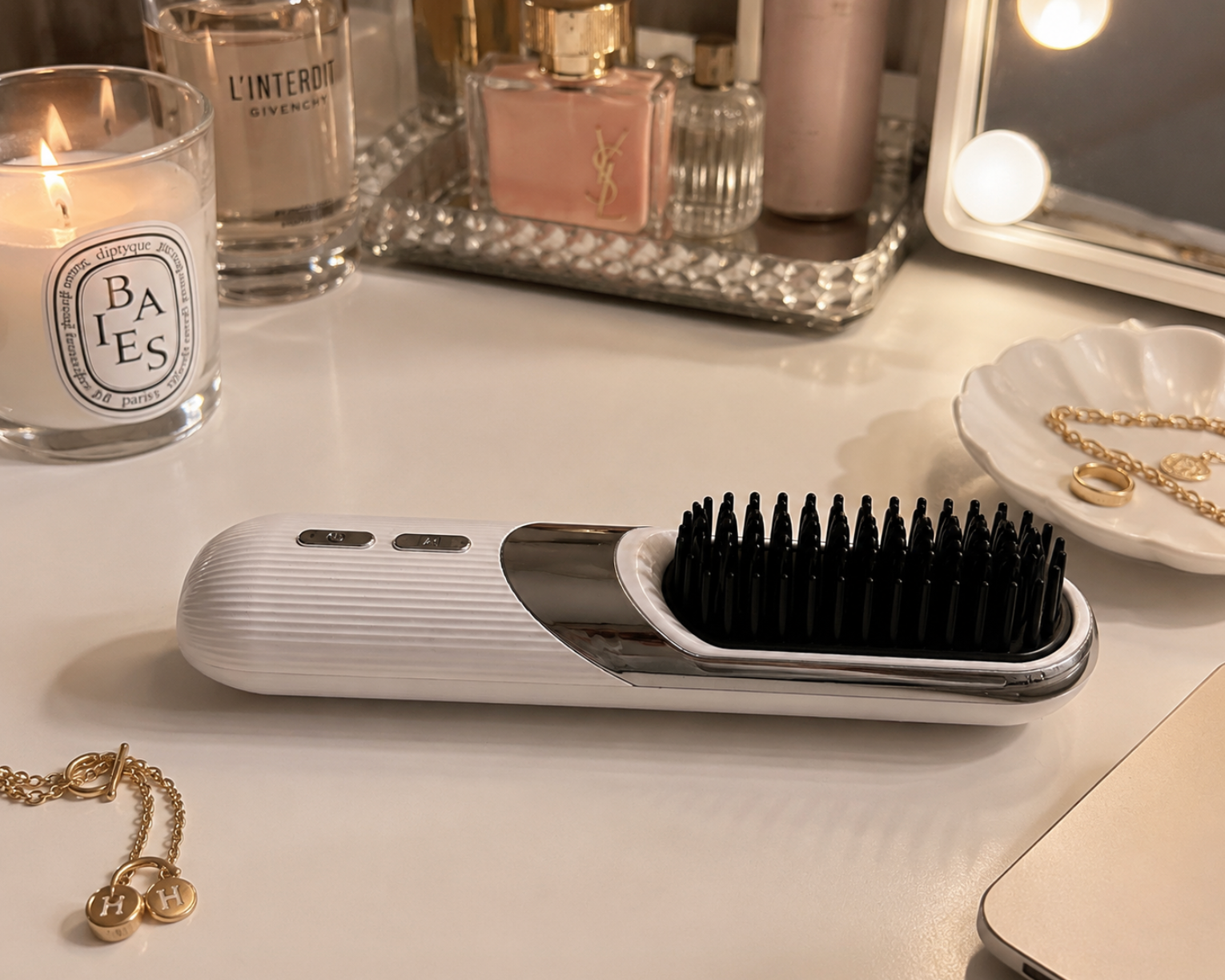 The Silk Brush
