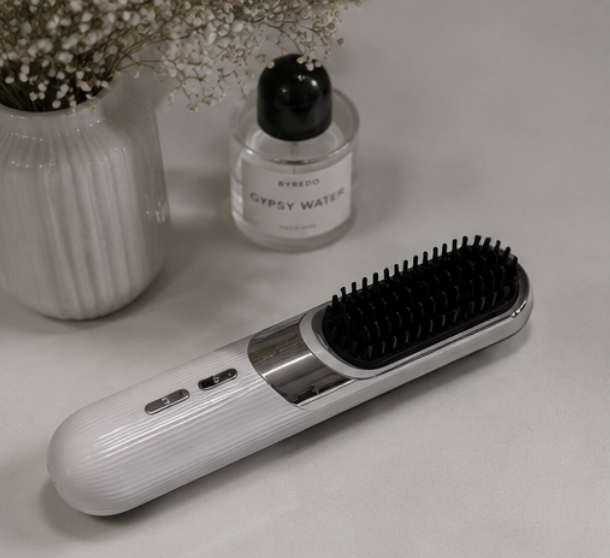 The Silk Brush